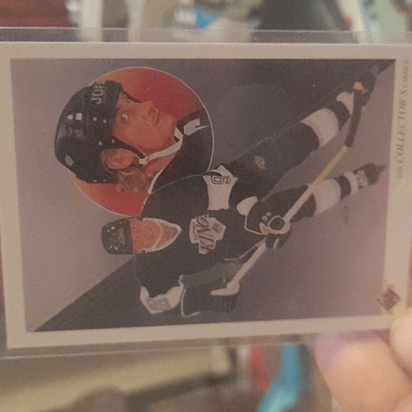 Wayne Gretzky and Mario lemieux upper deck hockey cards - Picture 6 of 9
